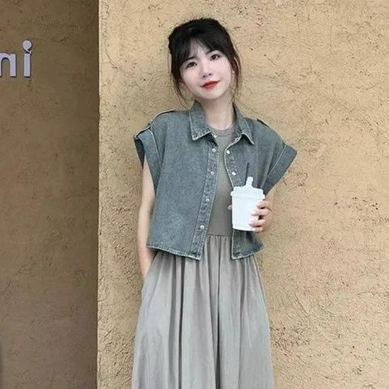 

Women s Slimming Denim Vest & Tank Dress Two-Piece Set - French Style, Light, Flattering, Tummy-Covering, Beautiful Summer Wear L (Recommended 57.5-62.5 kg)