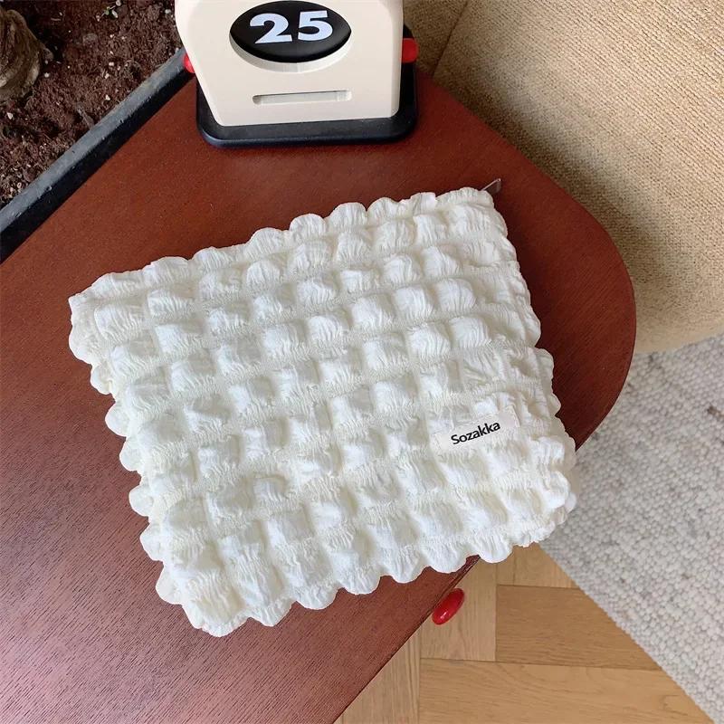 New Flower Pattern Women Makeup Bag Toiletries Cosmetic Organizer Zipper Bag Travel Wash Pouch Cosmetic Bag Female Make Up Bags