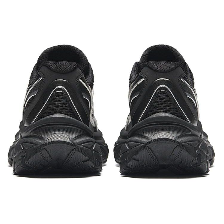 Anta Air Cushion Running Shoes Men Black White 912428816-3