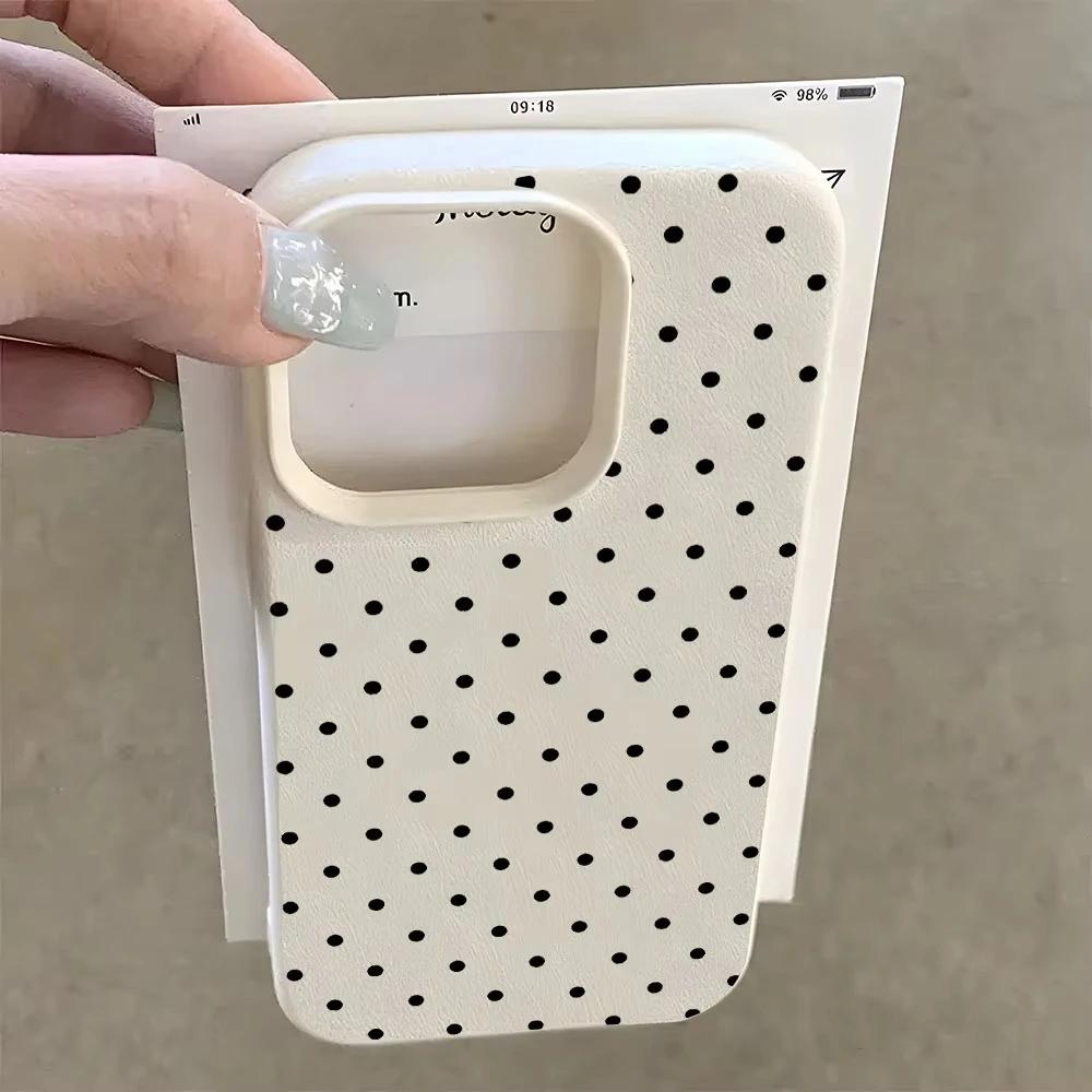 Vintage Black Polka Dot Pattern Phone Case for Samsung S26 S25 S24 S23 S22 S21 S20 Note20 Ultra Plus A73 A55 5G Silicone Cover