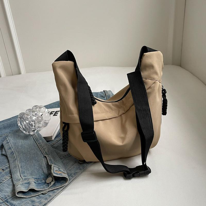 Fashionable Nylon Commuter Bag Large Capacity Casual Solid Color Korean Style Tote For Women