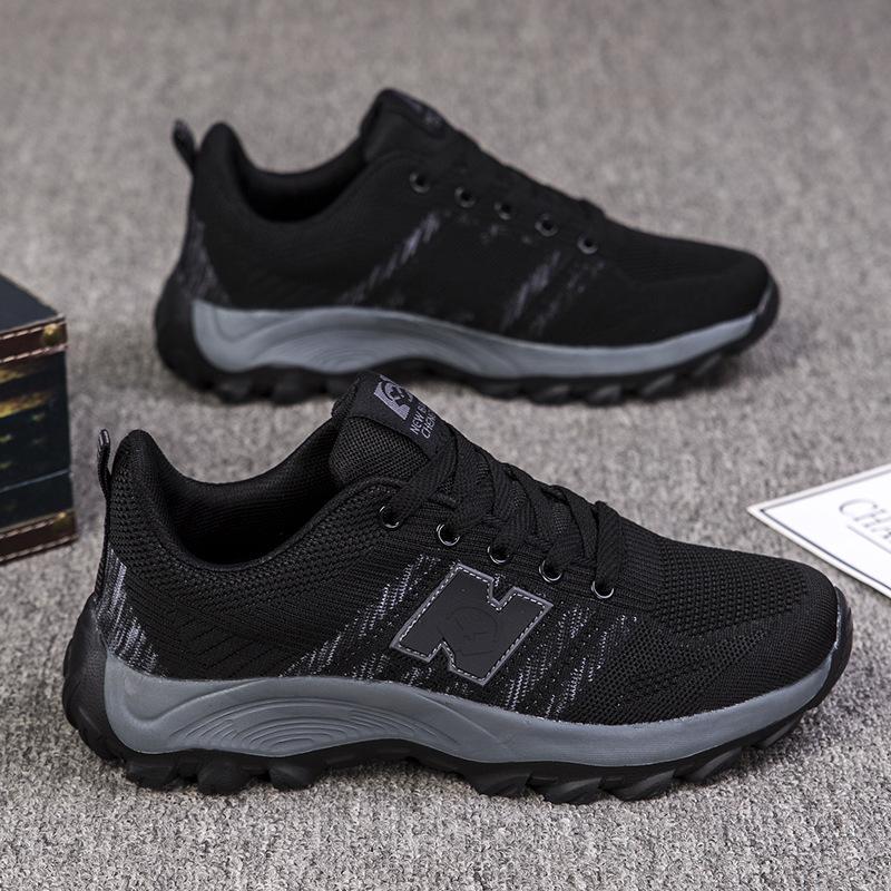 

Autumn new sports and leisure shoes cold sticky shoes men s Korean version versatile trendy shoes running travel shoes men 39