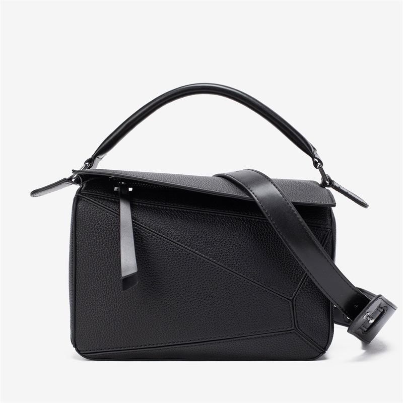 

Проста Портативна Геометрична Сумка з ПУ Кросбоді Жіноча Сумка Універсальна, Легка та Містка Сумка Лікаря Large 24cm чорний