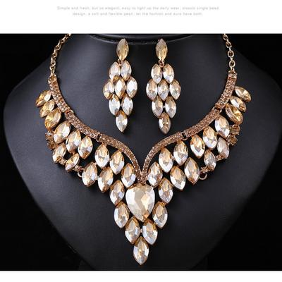 Accesorios Set de Collares Vintage Exagerados Femenino Lujo Cristal Accesorios para Vestido de Banquete Cadena para la Clavícula