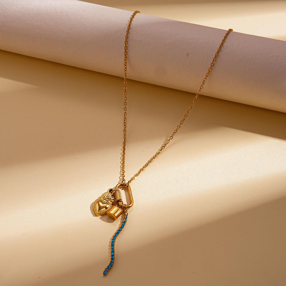 

Stainless Steel Sun Heart Cross Pendant Necklace with Diamond Inlay - Elegant High-End Choker