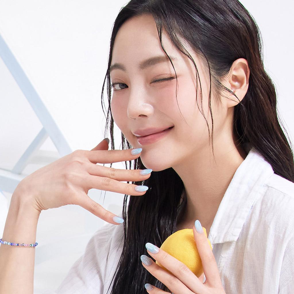 Magic Press Glory Blue (Long Oval)