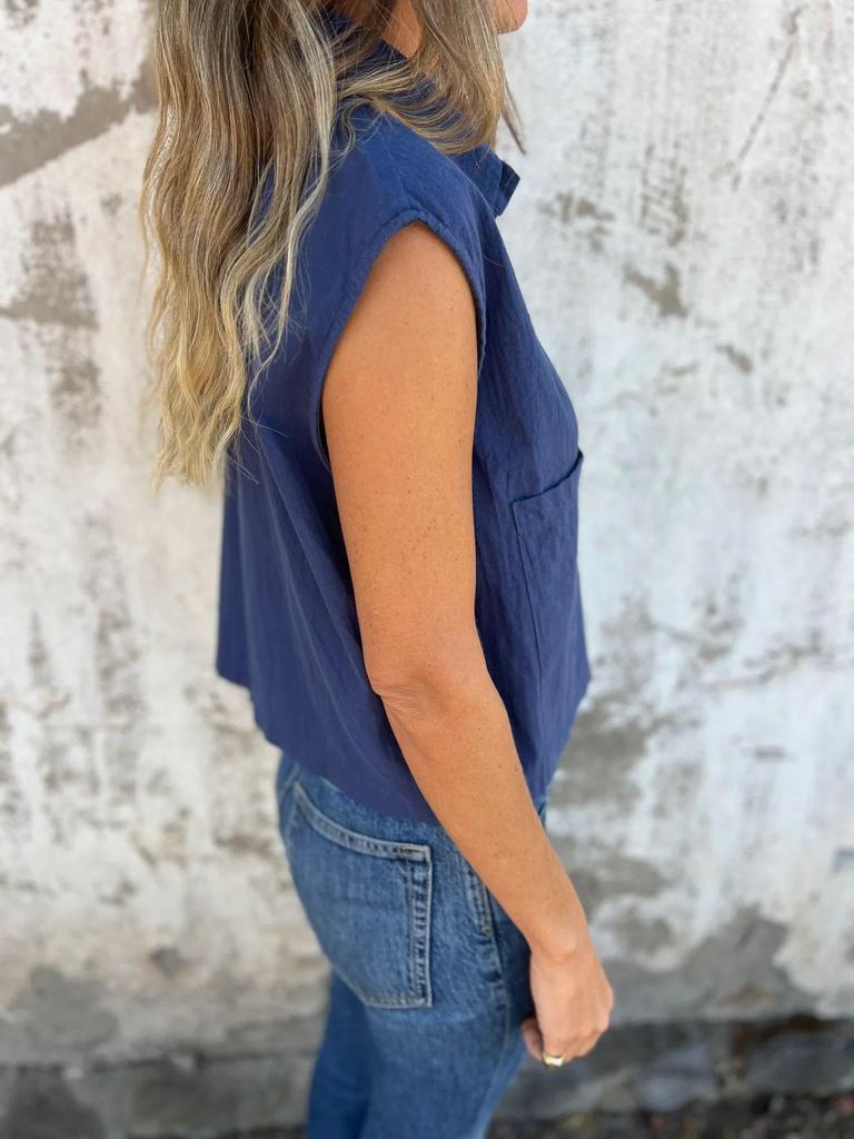Women's Casual Summer Cotton Linen Short-Sleeve Button Pocket Shirt