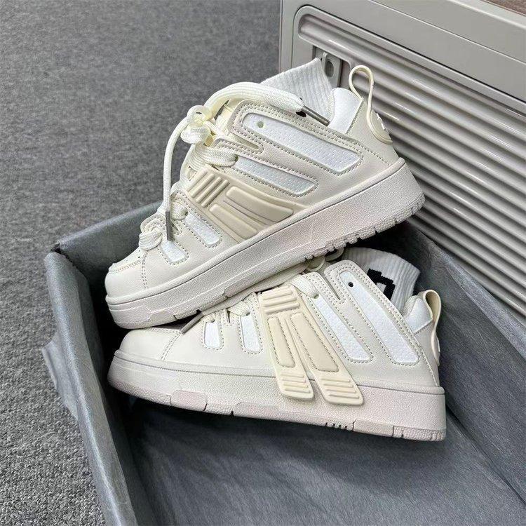 

Hong Kong style niche design board shoes women ins versatile student sports leisure leather white shoes 2025 spring new 40