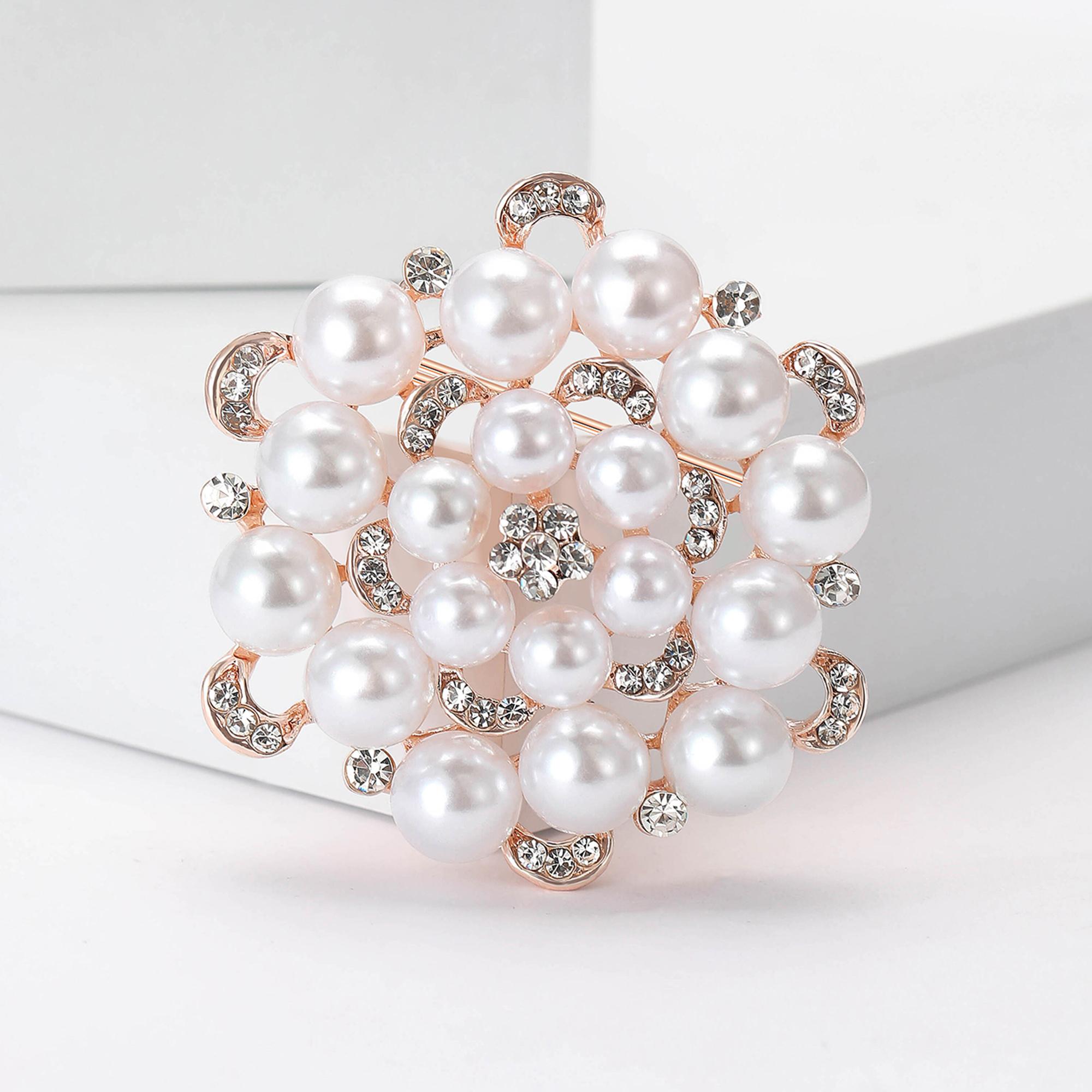 

Elegance Pearl Accessories Brooches for Women Creative Rhinestones Flower Pins Friend Event Party New Gifts Jewelry Decoration