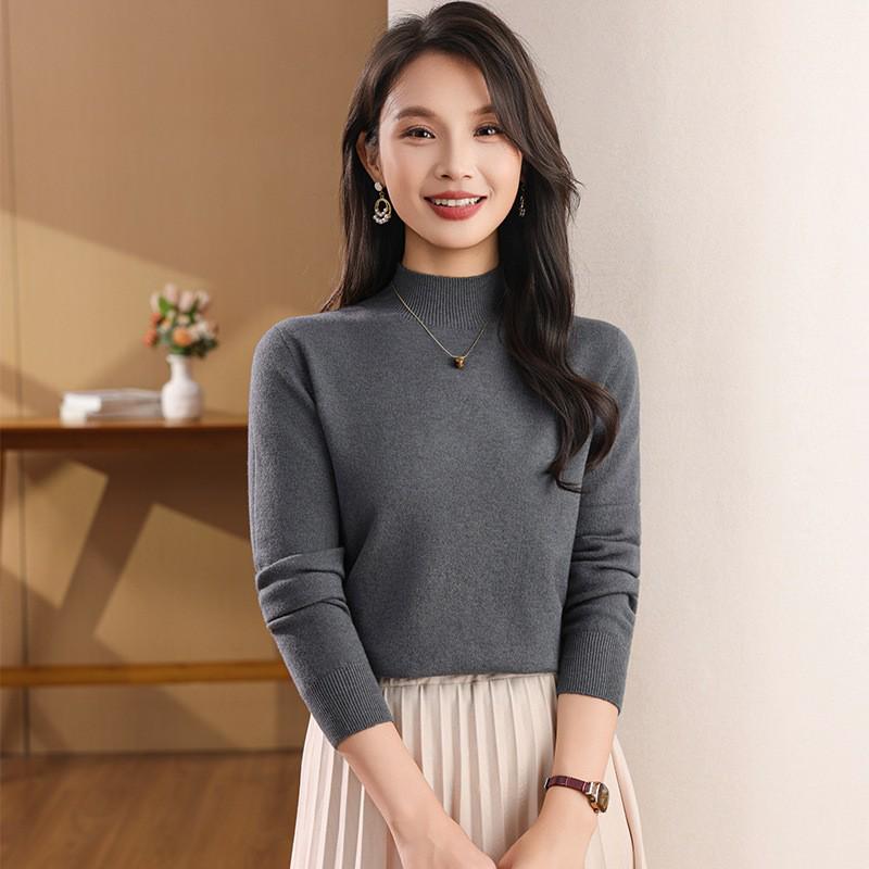 Women's Slimming Half-High Neck Knit Sweater - Long Sleeve Stylish Base Layer for Autumn/Winter 2026