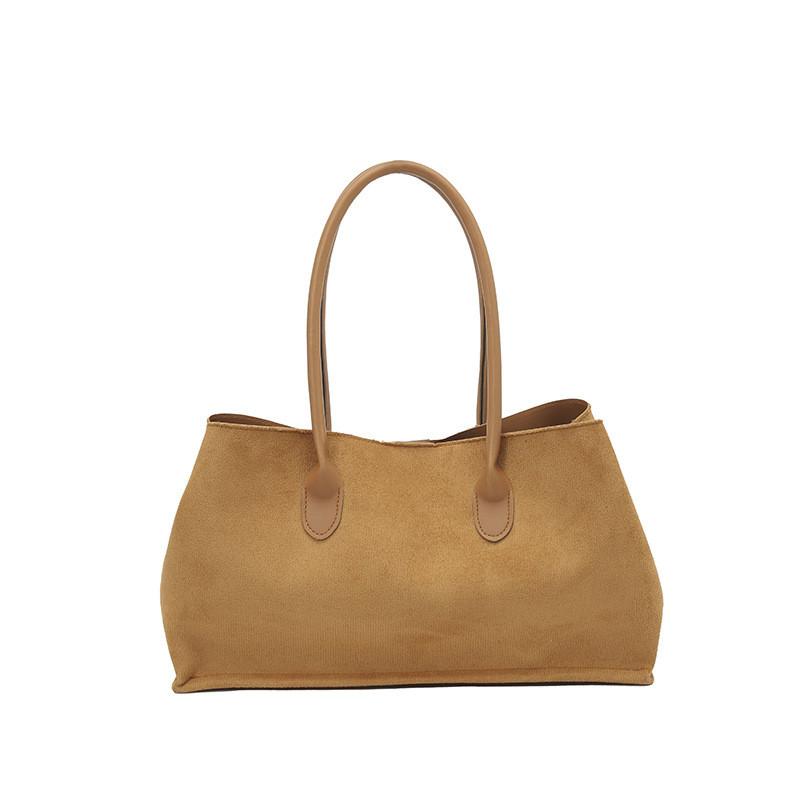 Vintage Matte Underarm Bag For Women With Large Capacity And Magnetic Closure For Daily Use