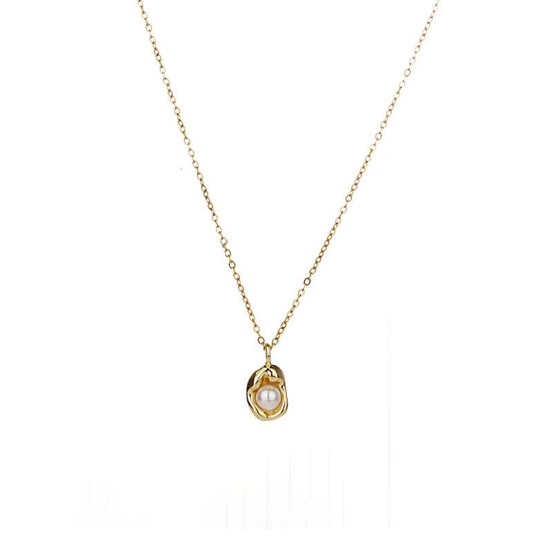 French Retro Pearl Necklace for Women - Winter Fashion Sweater Chain & Clavicle Chain.