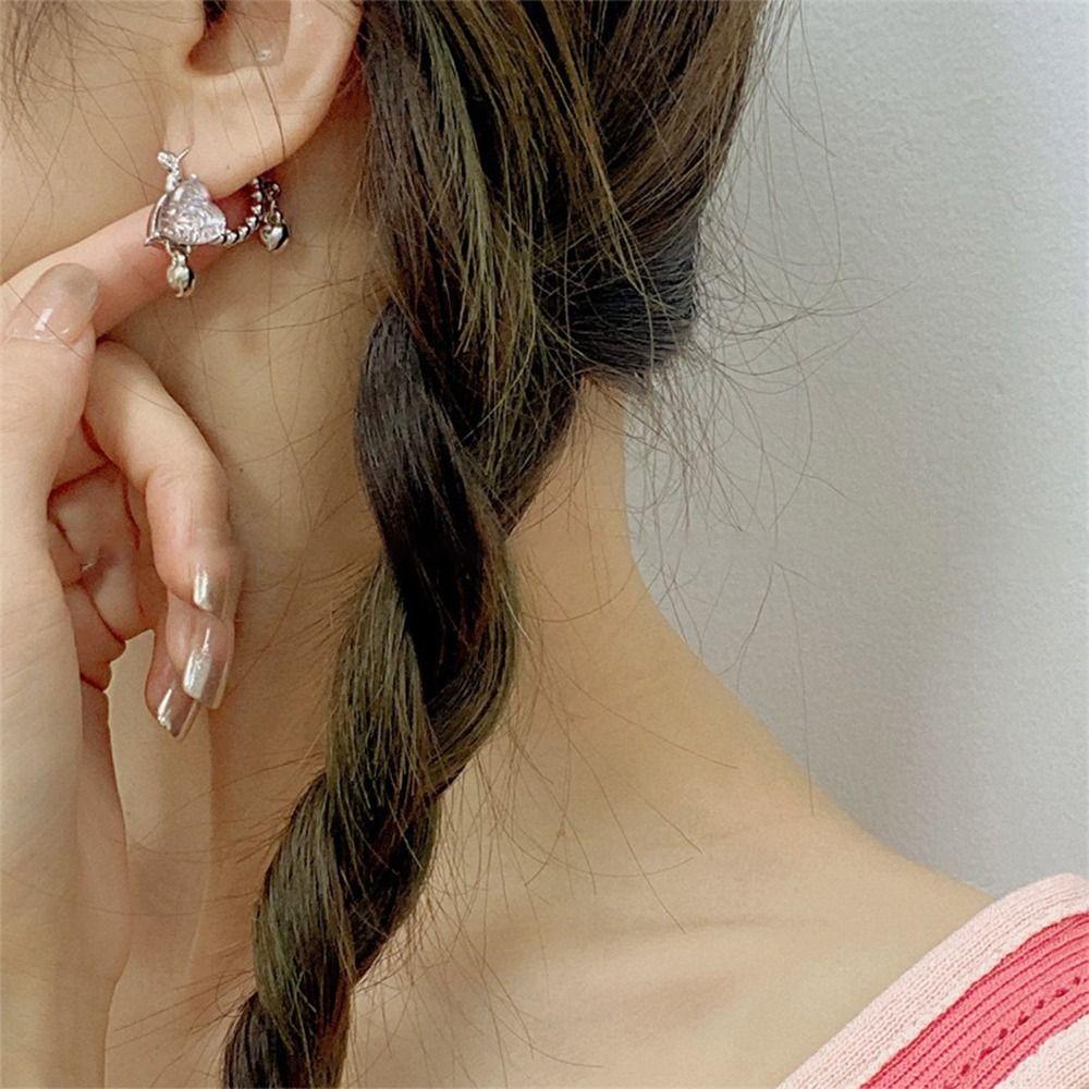 Sweet Cool Asymmetric Ear Hoop Trendy Design Girl Stud Earrings for Women Girls