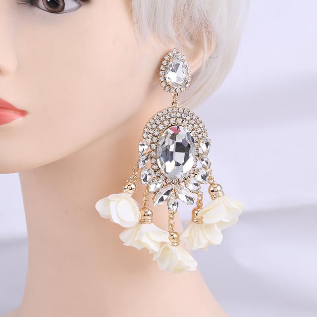 Aretes De Mujer Modernos Módní náušnice kapkové náušnice pro ženy Květinový střapec Náušnice Svatební Brincos šperky Dívka Dárky