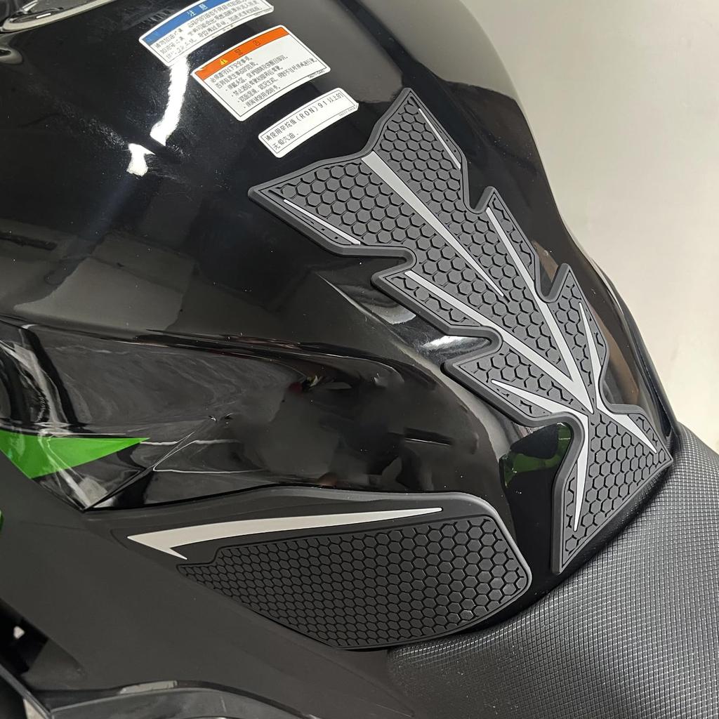 Motorcycle Traction Pads Tank Pads for Kawasaki Ninja 400 Ninja 250 Z250 and Z400 Set of & (2018-2024), (2019-2024), (2019-2024), (2018-2024) (Gray,