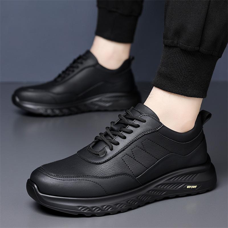 New High Quality Brand Men's PU Leather Casual Shoes Thick Soled Wear-resistant Hiking Shoes Trendy Gray Sports Shoes for Men’s