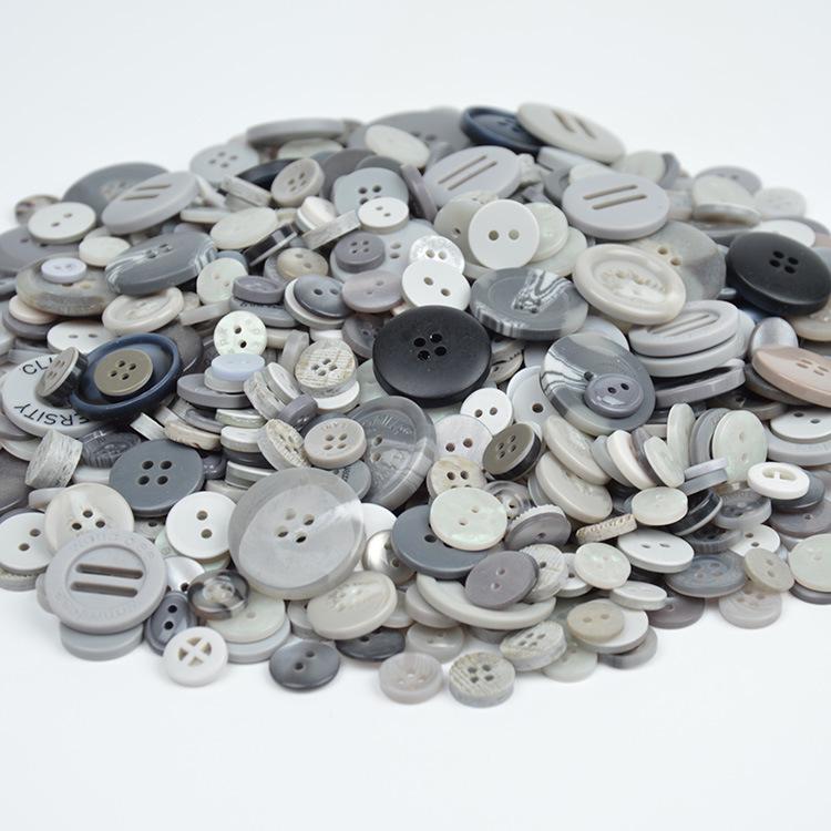 Available Now! Mixed Color Round Resin Buttons for DIY Crafts – Ideal for Handmade Button Art and Floral Designs.