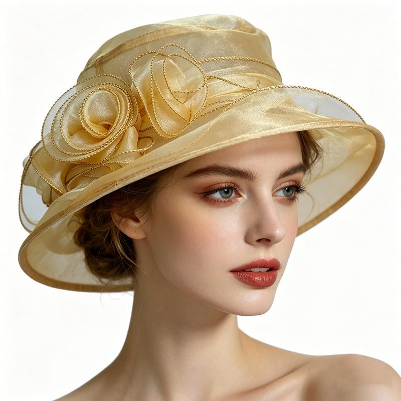Chapeau de soleil vintage à large bord pour femmes avec des fleurs en organza