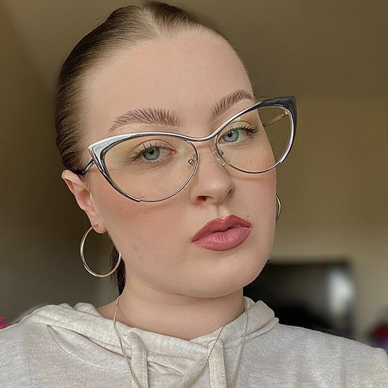 New Anti Blue Light Metal Flat Mirror Women Classic Fashion Triangle Cat Eye Glasses Retro Computer Glasses Frame