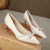2025 new pointed French high heels thin heel Xiuhe red wedding shoes pearl bow single shoes women's middle heel