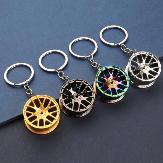 Tire Keychain Pendant Lightweight Metal Keychain Portable Creative Wheel Hub Design