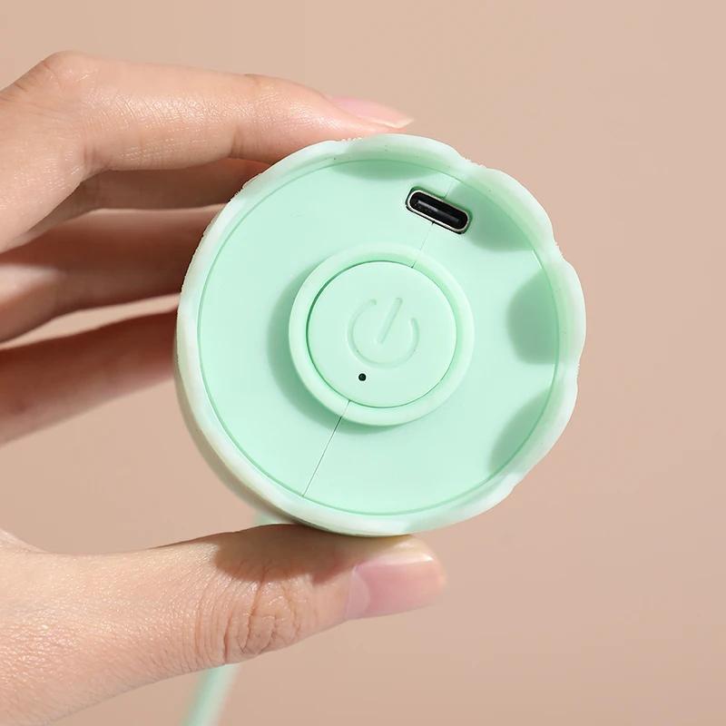 Booteely 1 Set of Electric Cat Teasing Stick Intelligent Tail Wagging Cat Toy, Silicone Tail Automatic Rotating Cat Toy