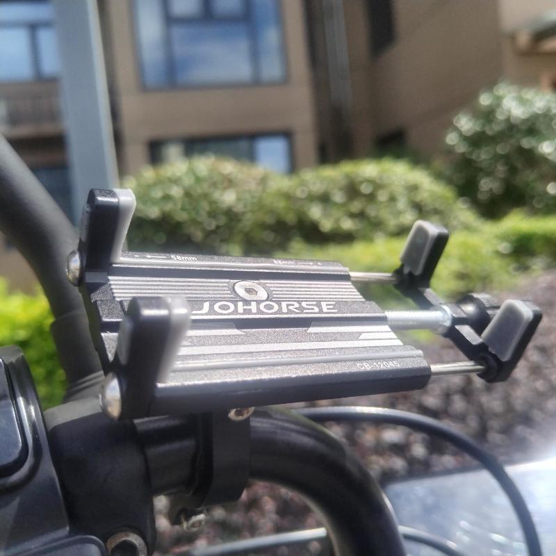 Bicycle Phone Holder Aluminum Alloy Adjustable 360 Handlebar Mount Anti Slip Stable Stand for Smartphone Cycling Road Use