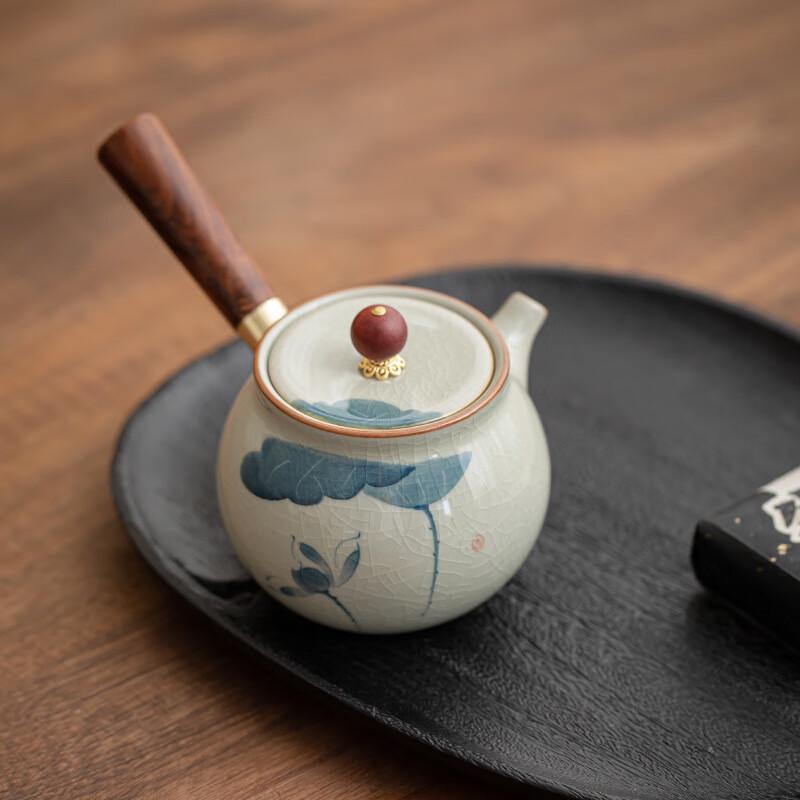 Zhinianhua Ge Ware Hand-Painted Ceramic Side-Handle Teapot