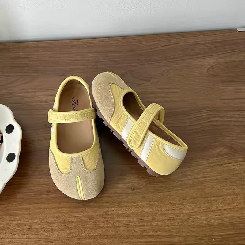 Girls Soft Sole Mary Jane Shoes With Closure Low-Cut Flat Princess Style Kids Ages 4-16 US 5
