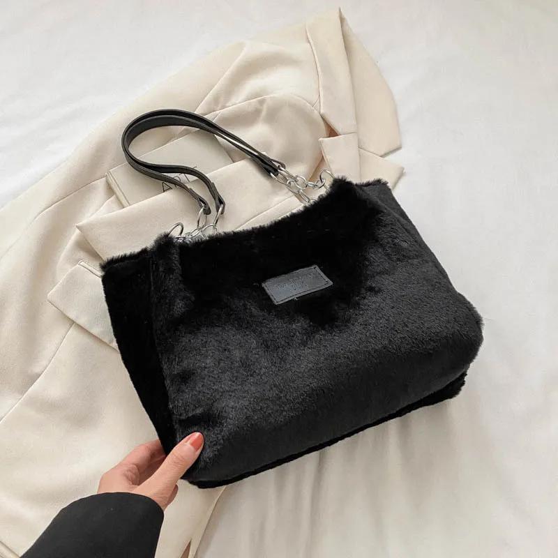 

Большая вместительная сумка через плечо с меховой отделкой, простая фактура, сумка через плечо для поездок на работу, роскошная зимняя мода, новинка
