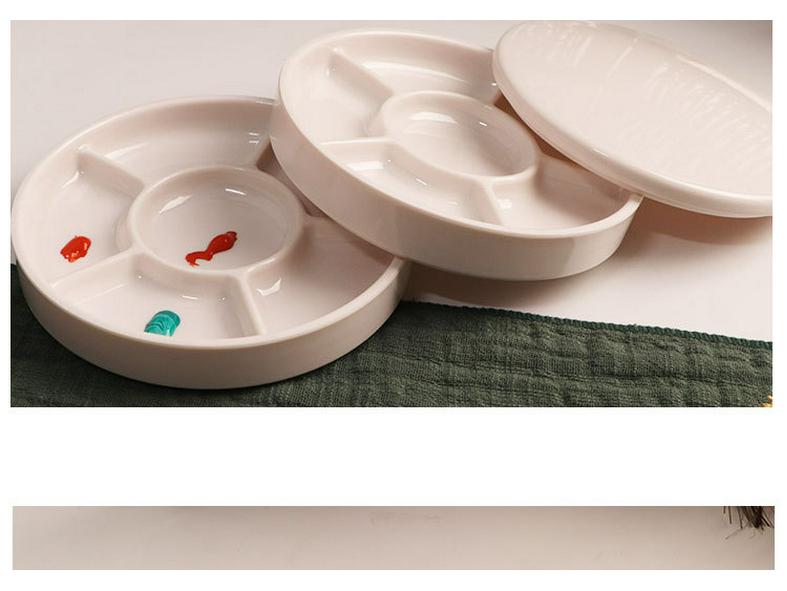 Round White Faux Porcelain Acrylic Paint Palette with Lid for Watercolors