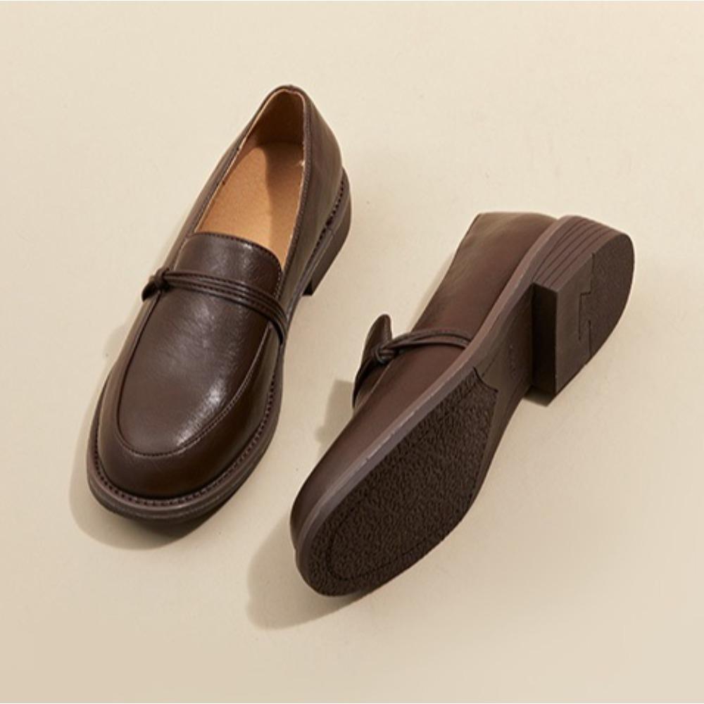 Leather Shoes for Women's  Spring and Autumn Retro Loafers Round Toe Flat Bottomed Pumps Black Heels Women Ladies Shoes