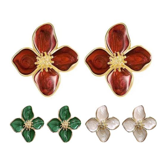 1 Pair Stud Earrings Lucky Clover Shape Fine Workmanship Ear Studs Light Luxury Earrings Jewelry Gift