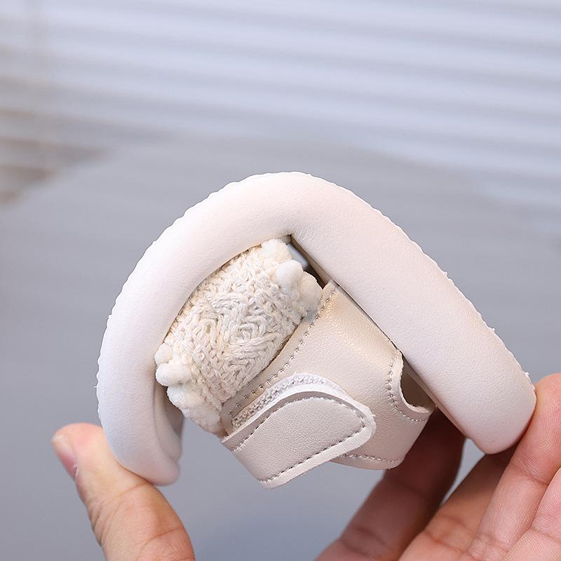 Girls Beach Shoes Versatile Casual Kids Sandals Non-slip Soft Sole 2025 Summer New Girls Princess Style Open Toes Soild Color