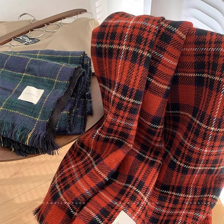 Christmas scarf women's winter Korean version of high-end versatile red plaid scarf student couple thickened warm shawl