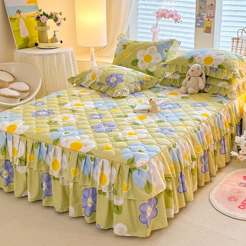 3pcs Bed Skirt Set Solid Color Quilted Thickened Lace Decoration Includes 1 Bed Skirt + 2 Pillowcases Suitable for Home And Hotel