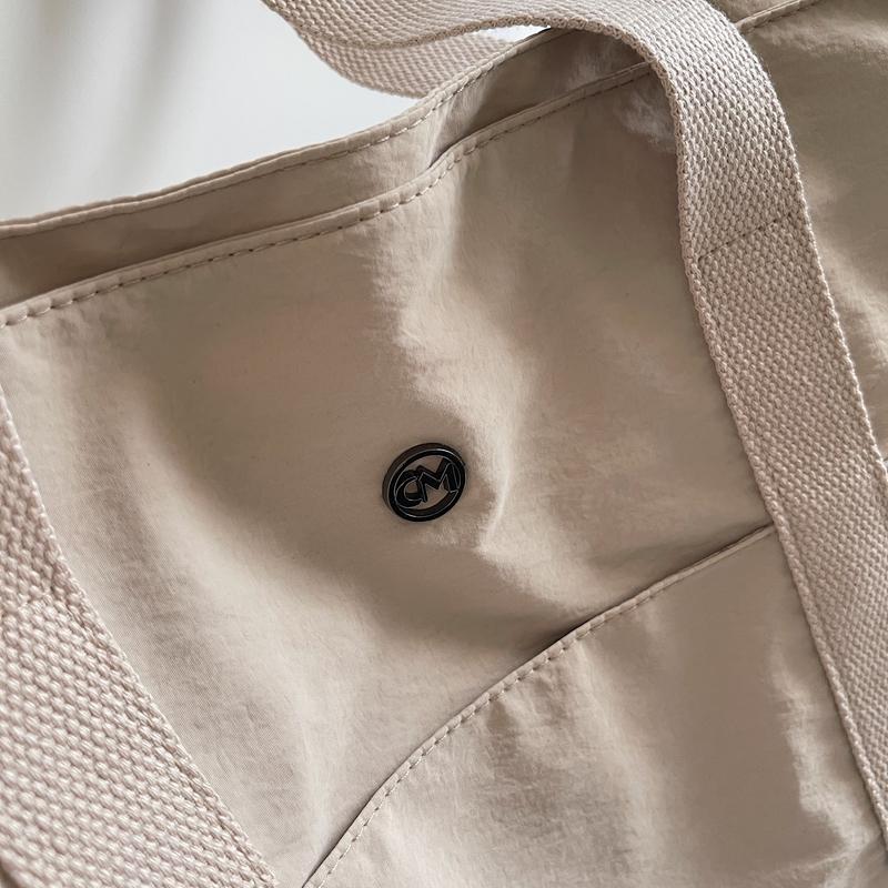 Women's Bag Large Capacity Shoulder Bag Student's Tote Bag