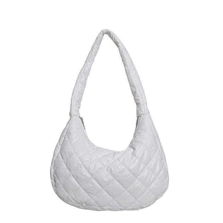Chic And Versatile Shoulder Bag For Women Featuring Diamond Pattern And Soft Fabric