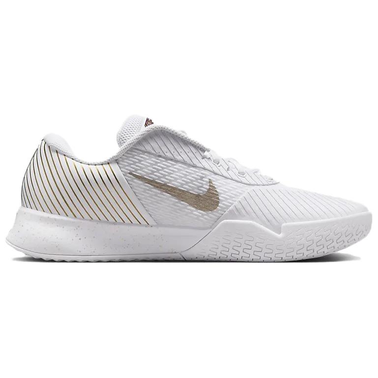 Nike HF3632-100 Air Zoom Cushion Hard Court Tennis Sneakers