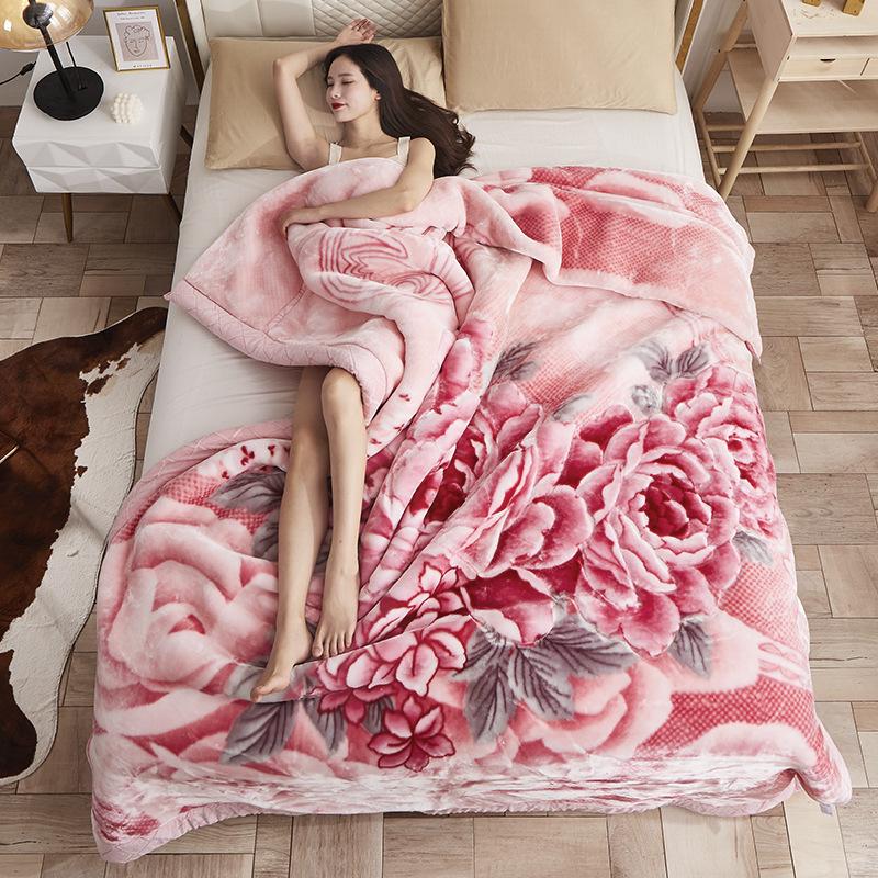 Raschel Plush Thickened Autumn/Winter Blanket - Warm Coral Fleece Quilt for Dorms & Beds
