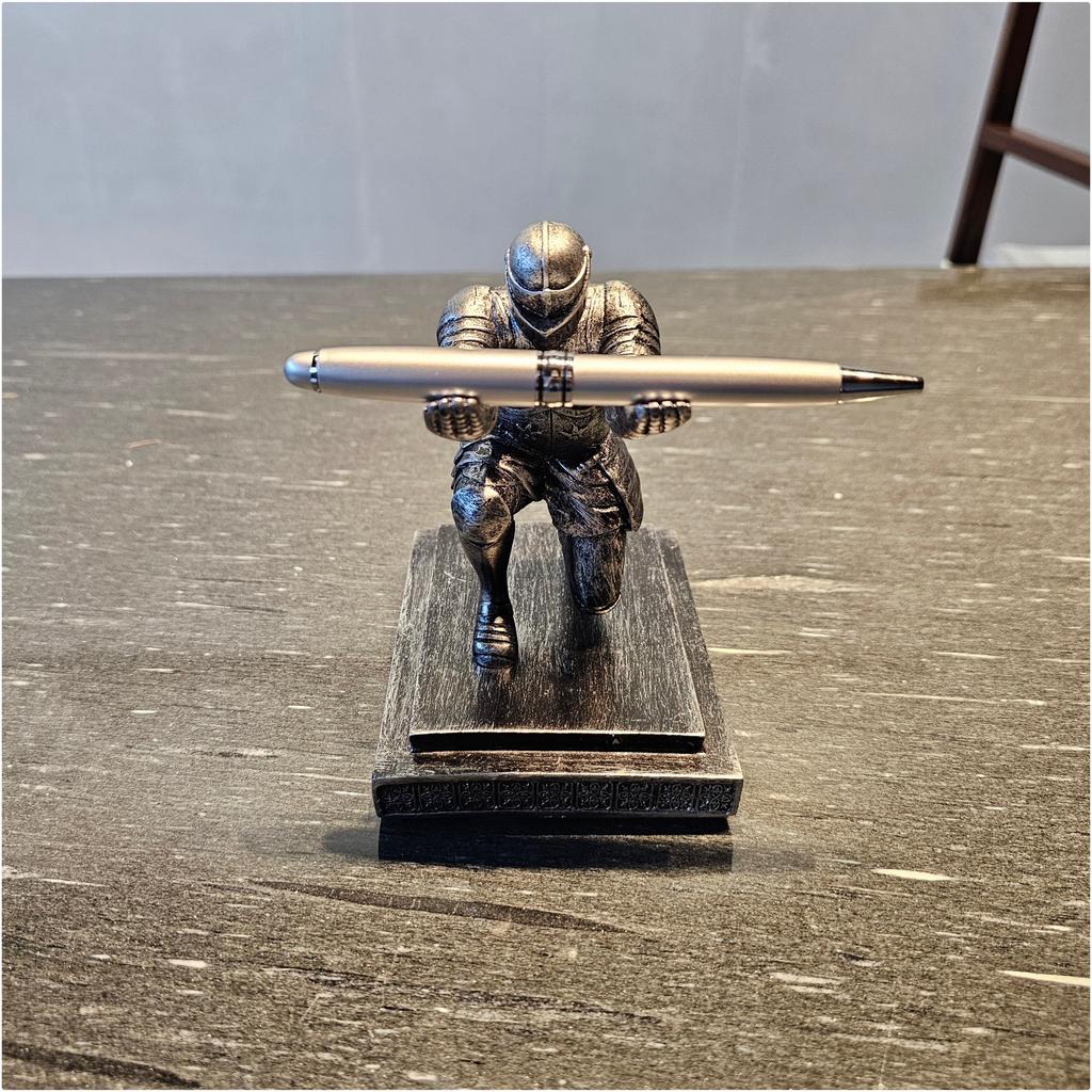 Executive Knight Resin Pen Holder  Unique Desk Accessory for Graduation  Birthday Gifts, Office Decor, Creative, Desktop Accessories