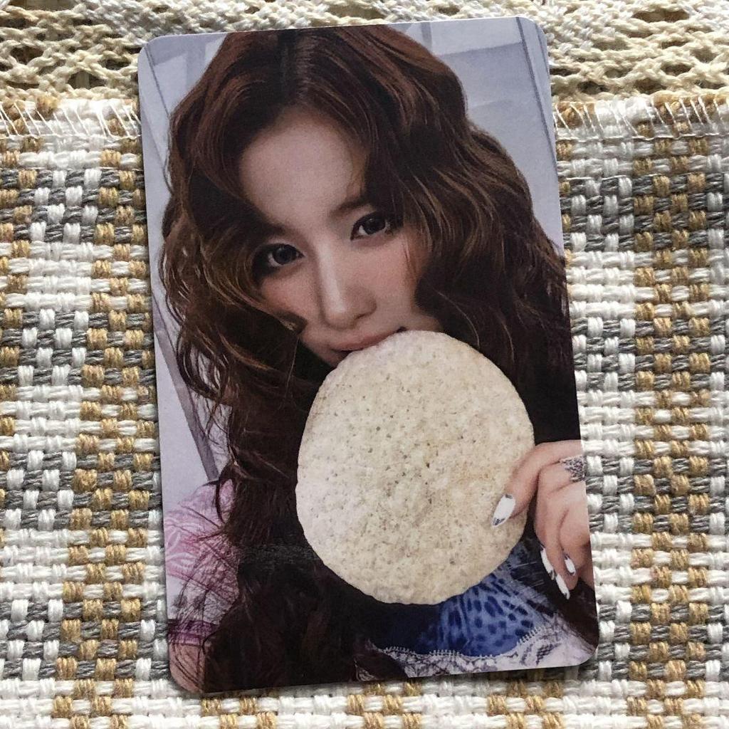[USED] Twice Sana THIS IS FOR Bonus Pre-Recorded Limited Trading Card