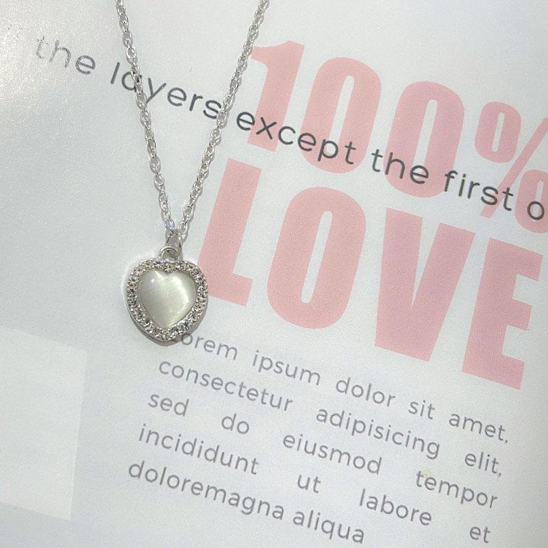 New Collarbone Chain Choker Style Fashion Temperament Opal Love Pendant Necklace Women