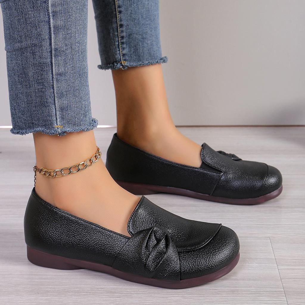2025 New Large Size Women's Shoes Single Shoes Women's Beef Tendon Soft Sole Shallow Mouth European and American Casual Flat Bottom Mother Shoes In 