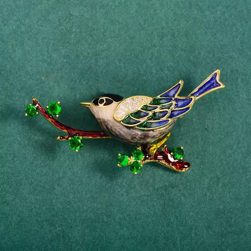 

Изысканная эмалевая брошь «Китайская сорока» для женщин - Элегантная булавка-корсаж в виде птицы, тренд 2025