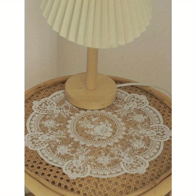 1 Stück Vintage Häkelspitze Tischdecke, Blumenmuster - Perfekt als Hitzebeständig, Staubschutz für Heißluftfritteuse, Heimdekor Spitze Tischdecke Böhmisches Platzset