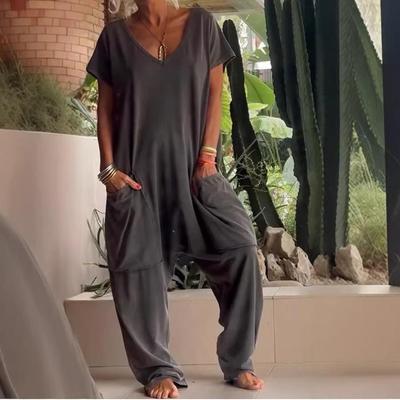 2026 Spring/Summer Women's Solid Color Low Crotch Jumpsuit with Large Pockets - Elegant, Europe/America Style
