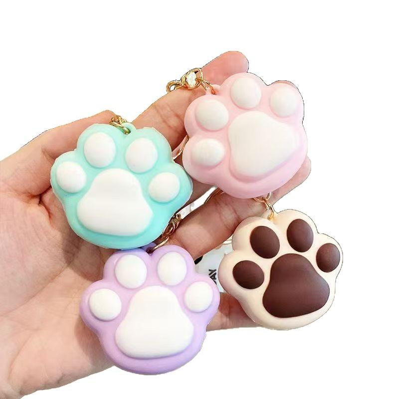 Cute Cat Claw Keychain Pendant, Schoolbag Pendant, Video Game City Small Gift Couple Keychain, Keychain.
