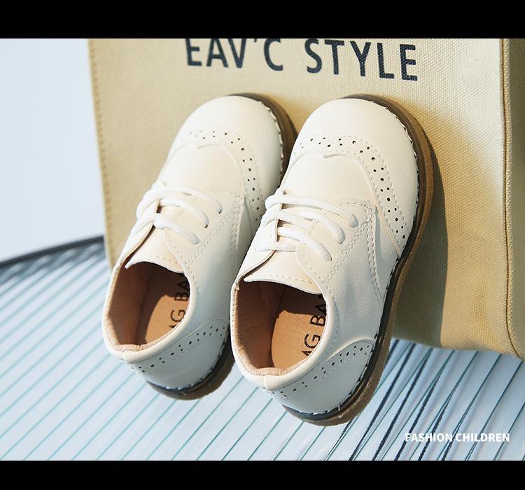 Boys' Soft Sole Leather Retro Brogue Shoes with Laces – Spring/Autumn Style