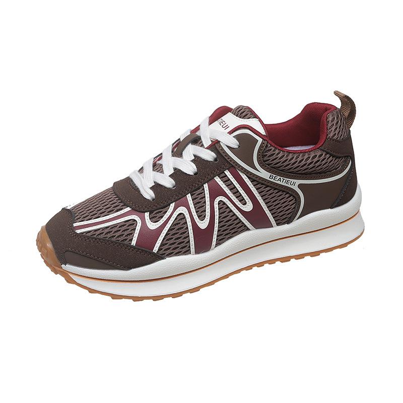 

Осень и зима новая женская спортивная одинарная обувь на шнуровке на плоской подошве женская новая обувь для верхней одежды в спортивном стиле интернет-знаменитости Форрест Гамп 42 темно-коричневого